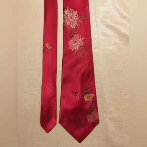 XIANGpai red chrysanthemum tie